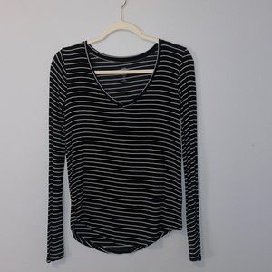 Simple striped long sleeve tee